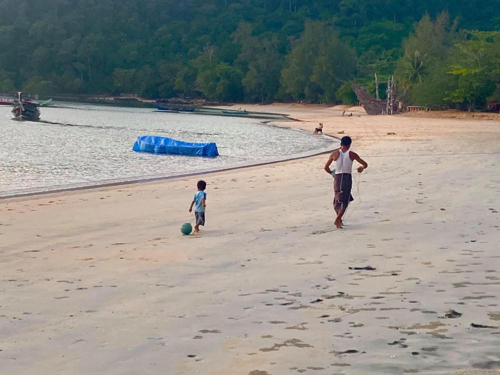 Starlight Beach Resort Koh Phayam Eksteriør bilde