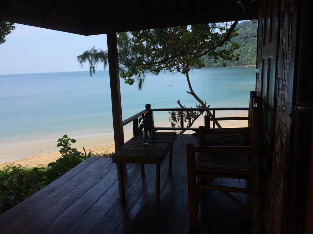 Starlight Beach Resort Koh Phayam Eksteriør bilde