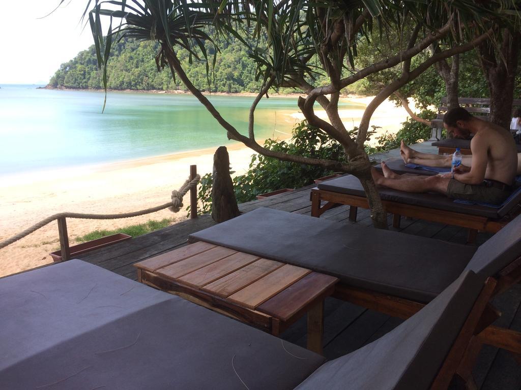 Starlight Beach Resort Koh Phayam Eksteriør bilde