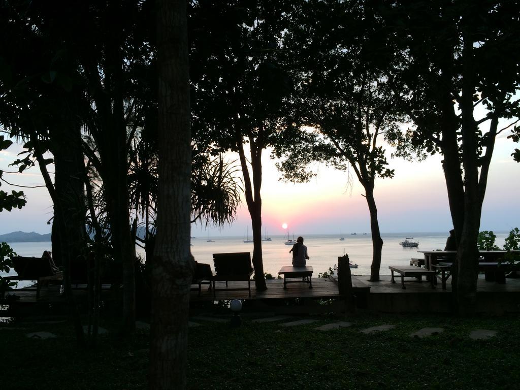 Starlight Beach Resort Koh Phayam Eksteriør bilde