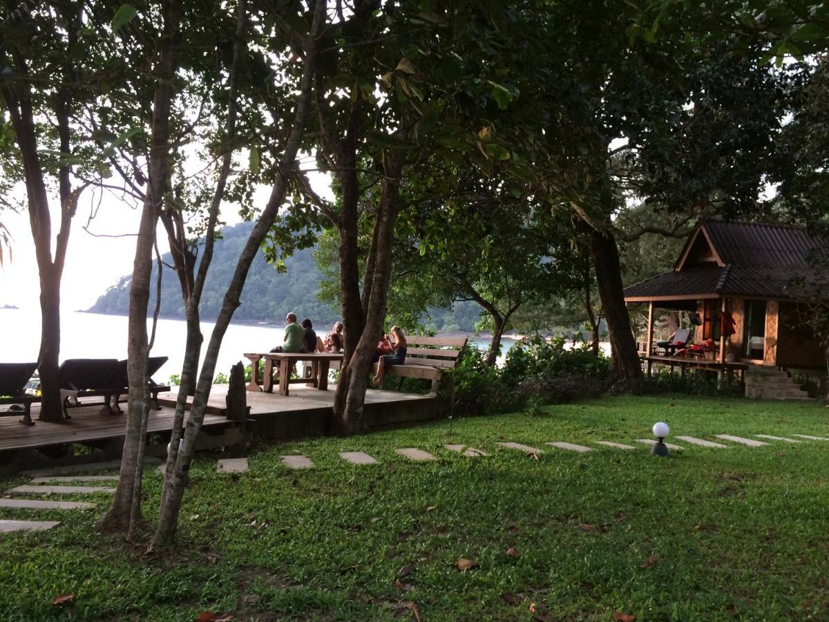Starlight Beach Resort Koh Phayam Eksteriør bilde